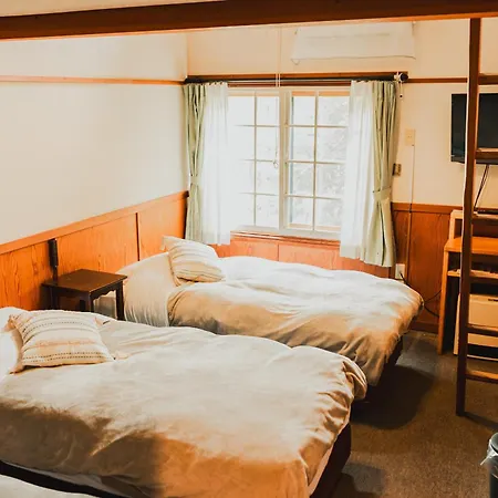 Hakuba Pension & Log Hotel Meteor 外观 照片